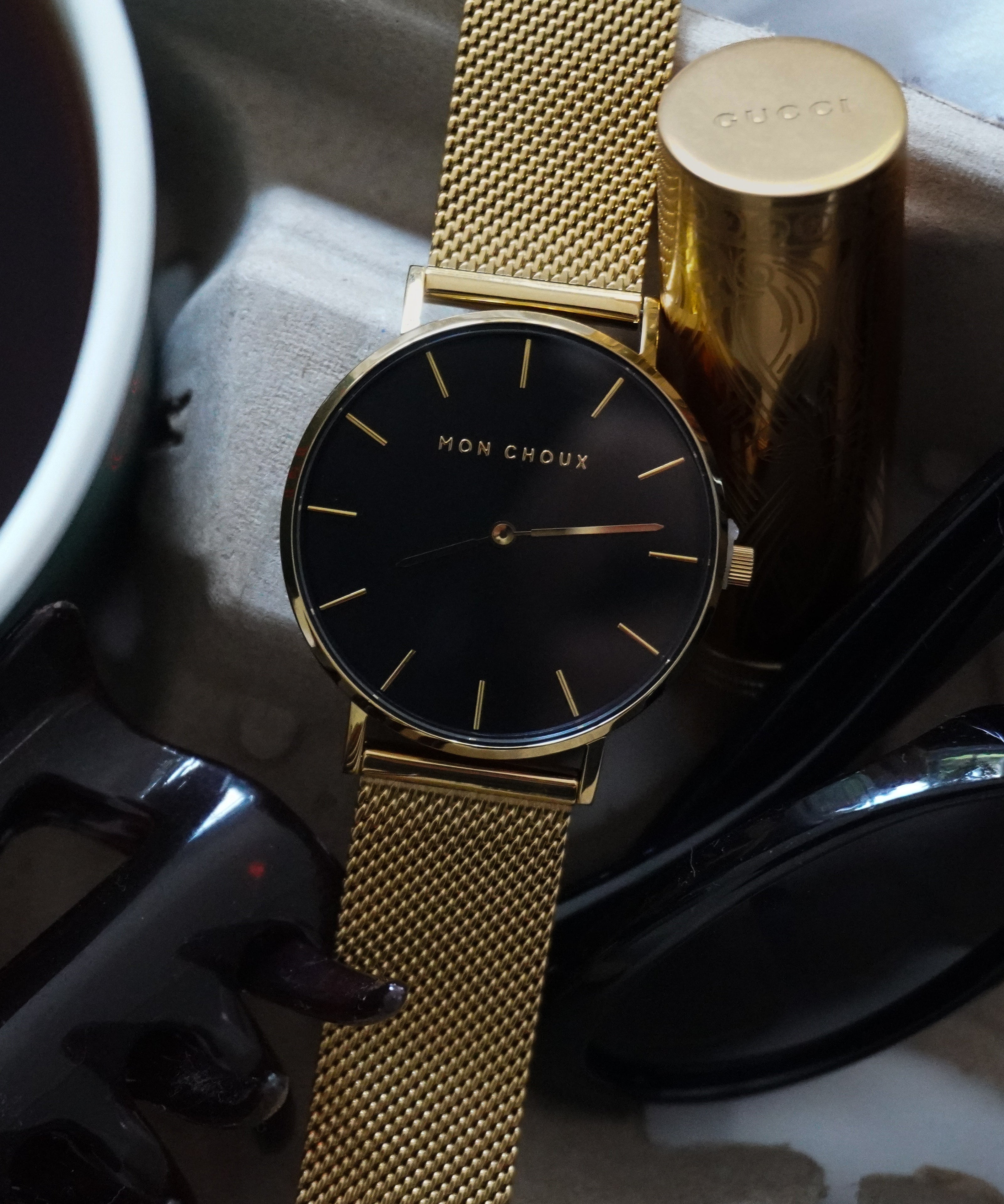 L_Essential_NoirGold_1.jpg