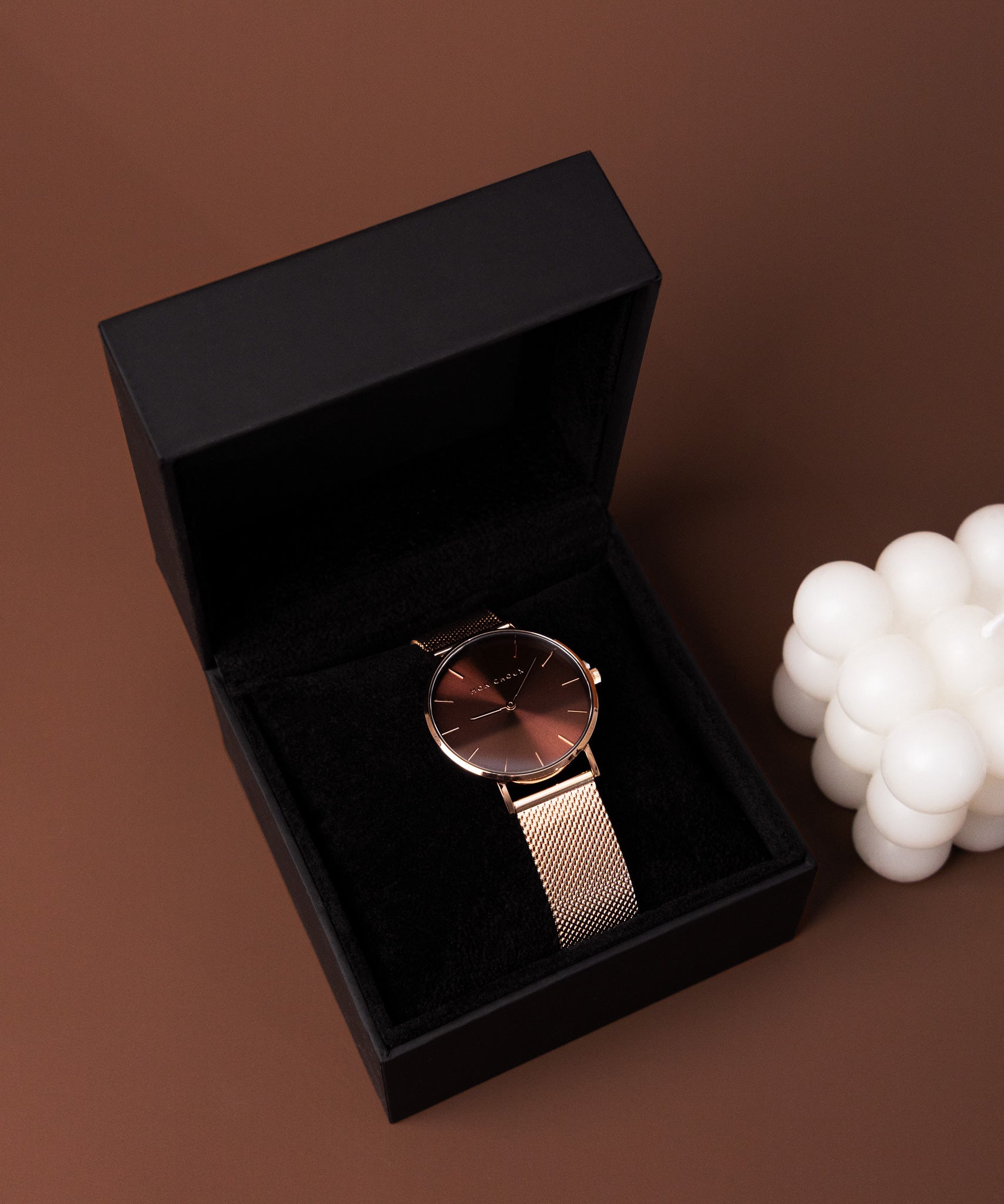 MonChoux_L_Essentiallimitededitionespressocoffee36mmwatch_styled_T3A3126-Edit.jpg